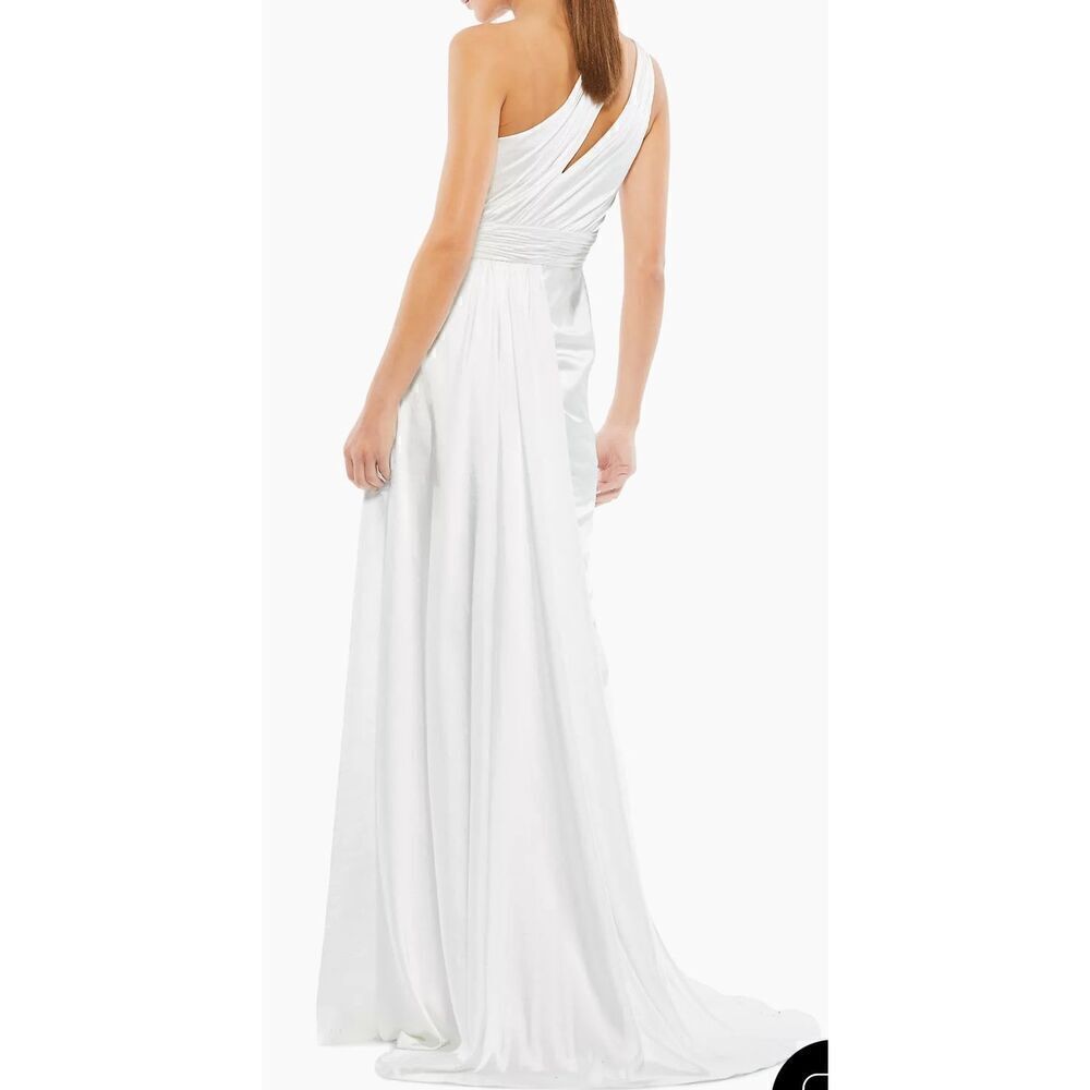 Mac Duggal Ieena Satin Gathered A-Line Gown in White NWT Size 10 - Picture 2 of 7